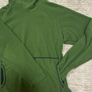 [Melanzana] NWOT Women’s green sweater, XL
